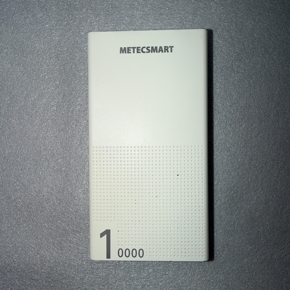 Metecsmart 10000mAh Power Bank Only  – Model A-627KN –  White -‎ Pre Owned